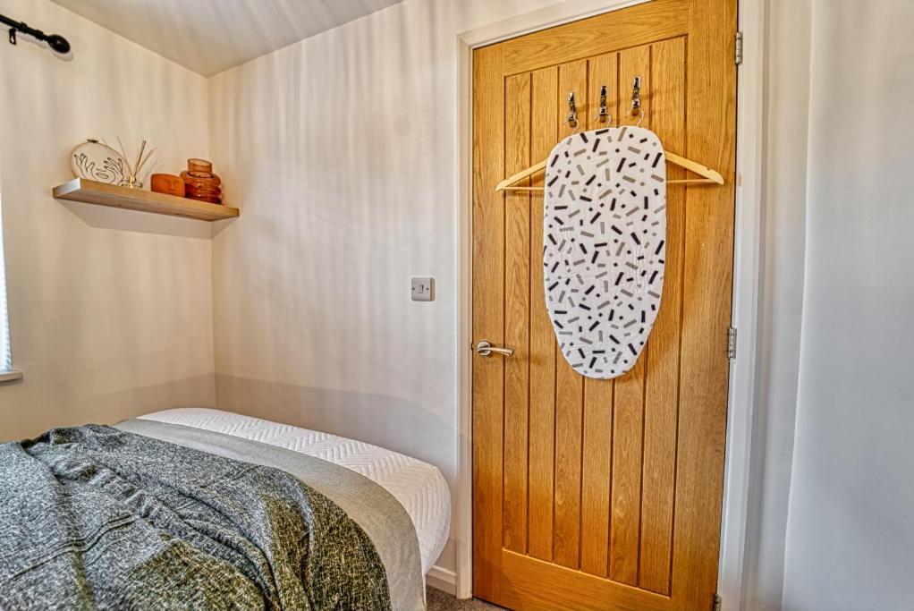 Guest Homes - Watledge House Apartment Tewkesbury Ngoại thất bức ảnh